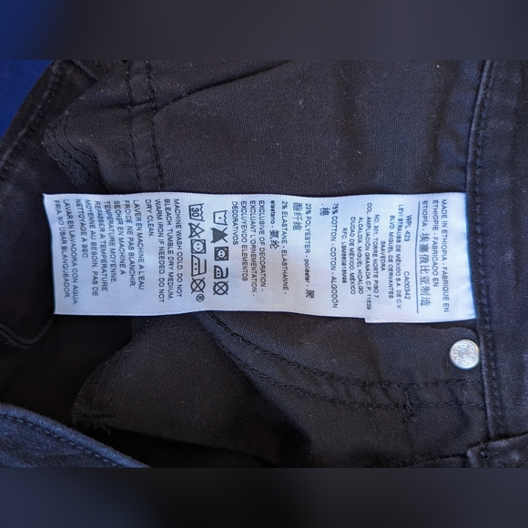 Signature Levi Strauss & Co. Modern Skinny Pants/Jeans in Black - Picture 6 of 6